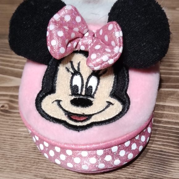 Minnie mouse slippers - Picture 8 of 8